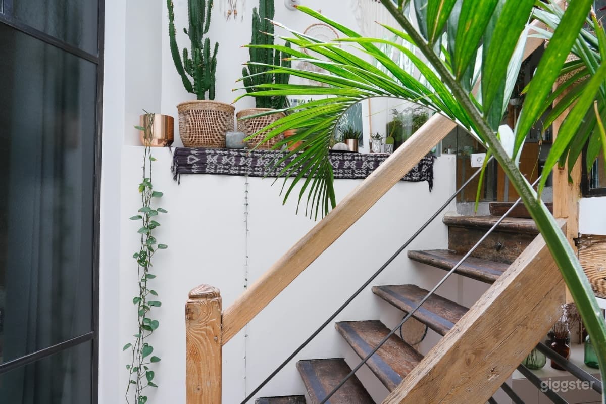 Photo de Loft de designer avec une ambiance chaleureuse et accueillante 3