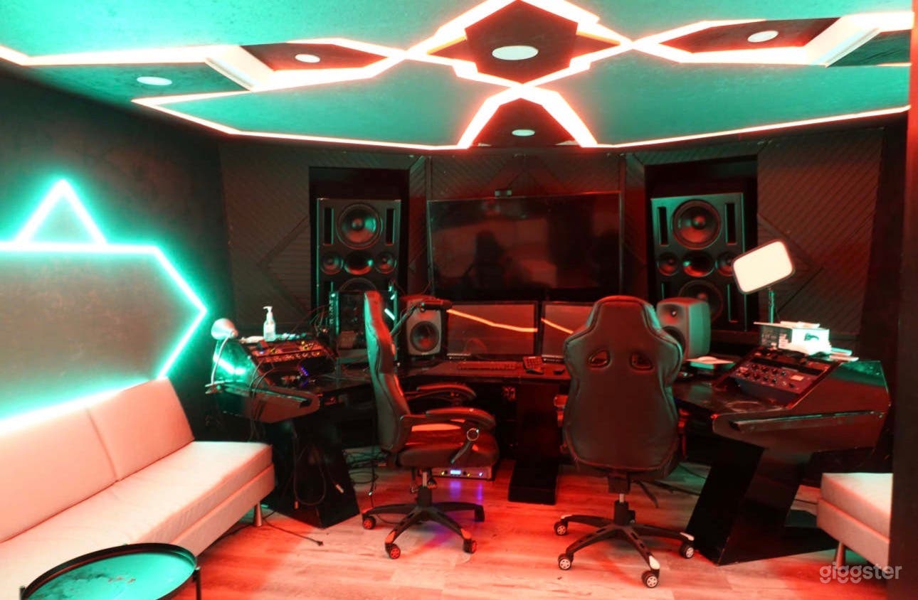 Versatile Music Studio and Streaming Room in Atlanta Photo 1