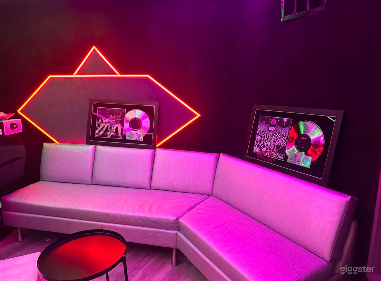 Versatile Music Studio and Streaming Room in Atlanta Photo 4