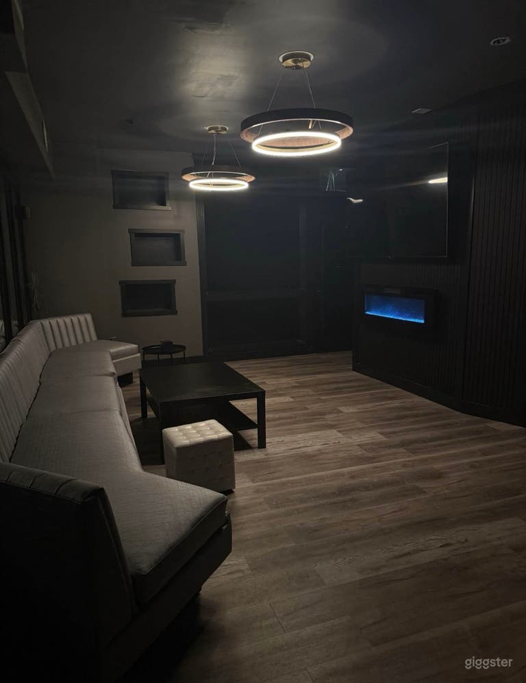  Versatile Music Studio and Streaming Room in Atlanta 