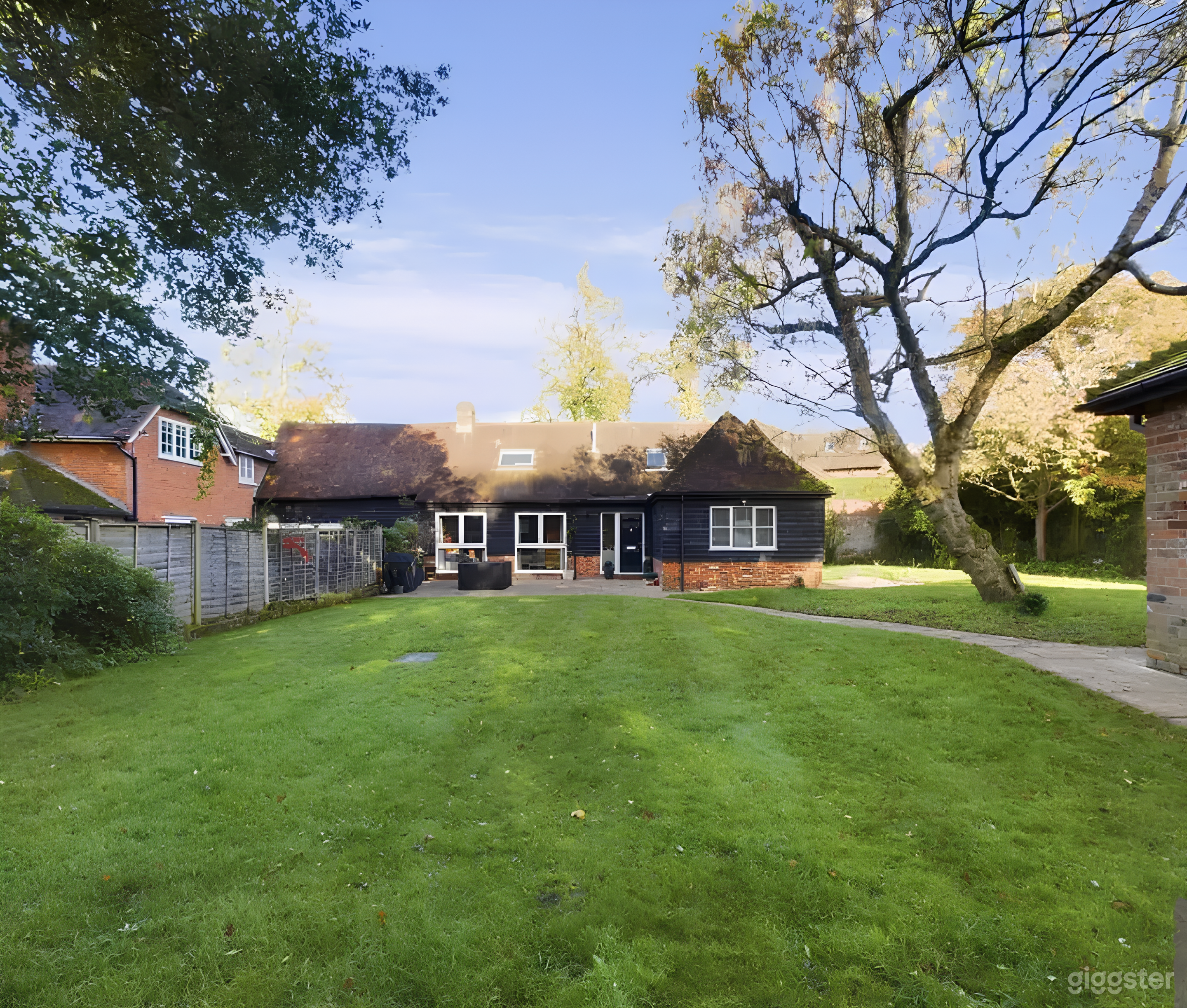 Outdoor Garden and Porch  Photo 3