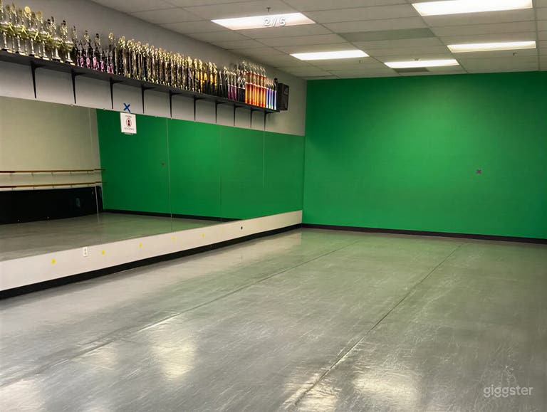  Estudio de Danza con Sonido Profesional y Suelos Amortiguados 