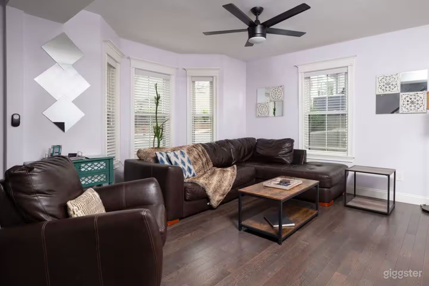 Modern Furnished Home near Boston Photo 1