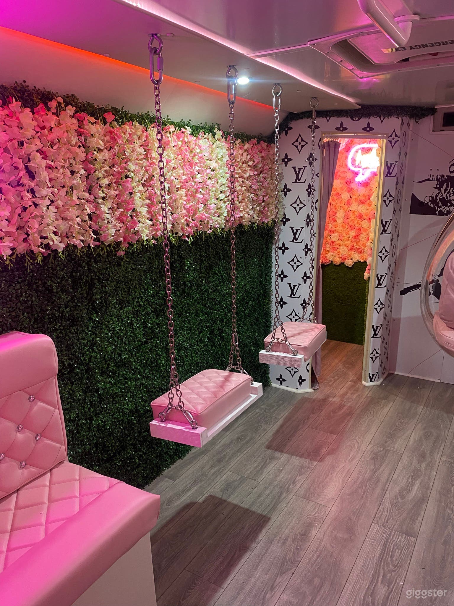 All-Pink Event Venues of Atlanta Photo 4
