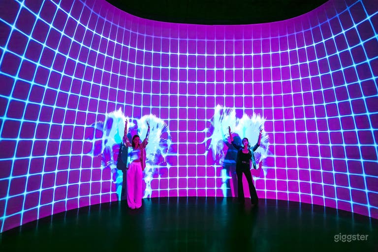  Museo di esperienza artistica immersiva ultraterrena 