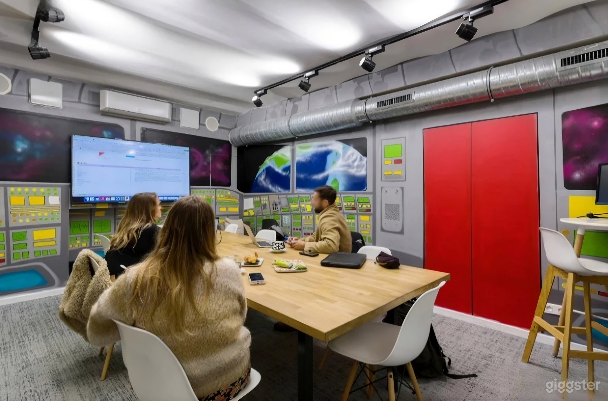 Salle de réunion Mars jusqu'à 10 personnes Photo 1