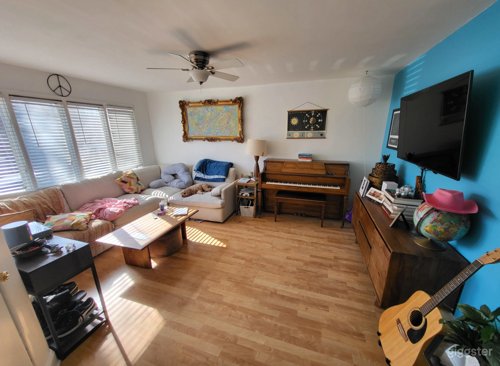 Modern House w/ Mural, Attic, Garage, and Basement Photo 3