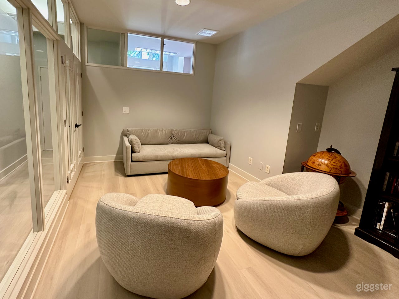 Downtown Pasadena Sound Proof Studio with VO Booth Photo 2