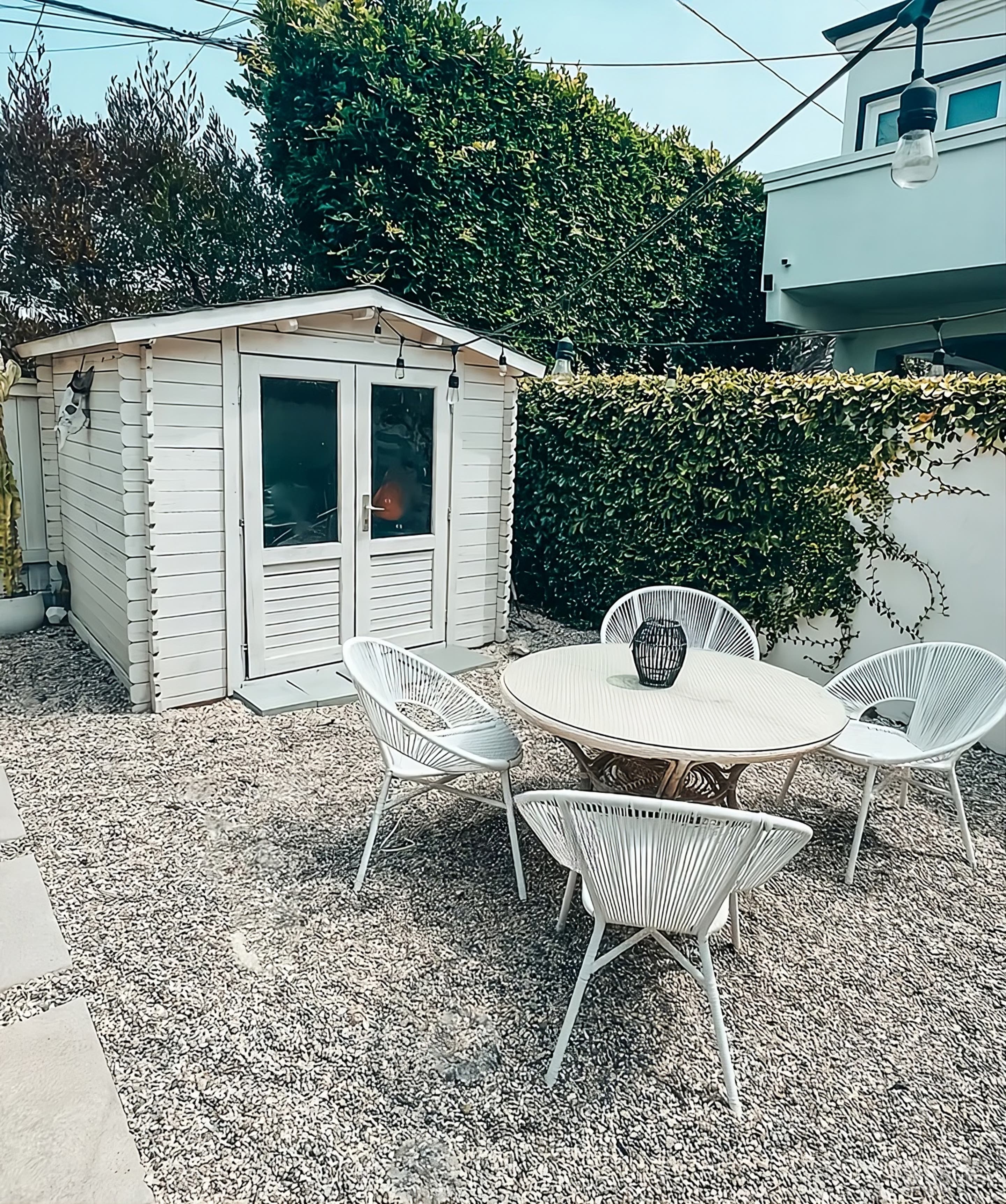 Coastal Backyard Retreat Photo 3