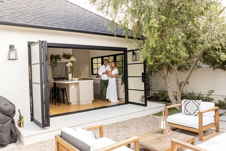  Coastal Backyard Retreat 