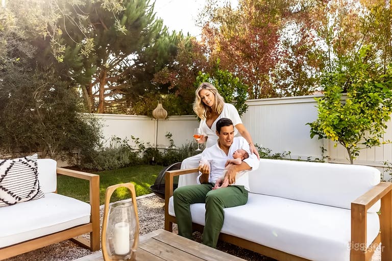  Coastal Backyard Retreat 