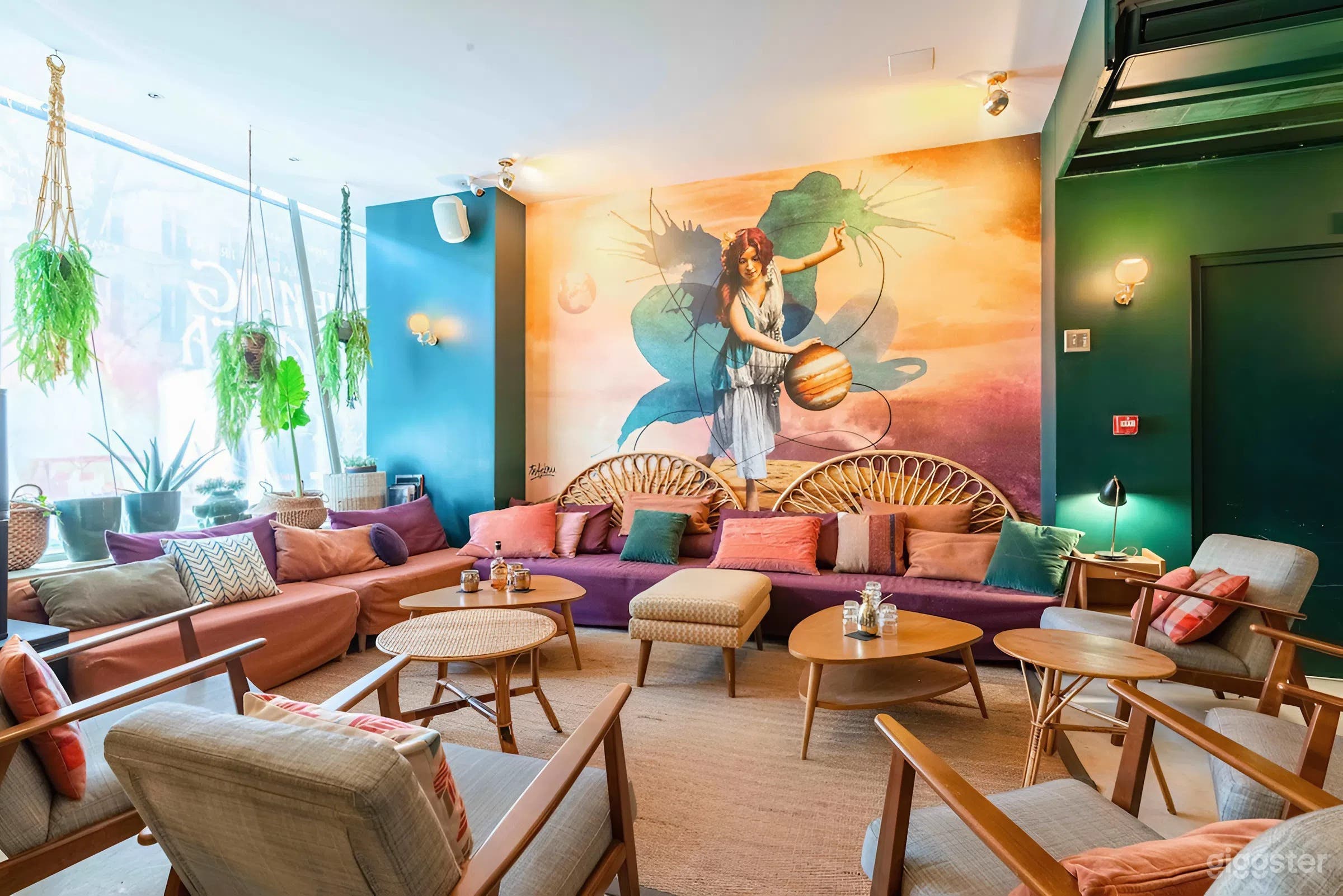 Cinematic Speakeasy Bar & Event Space with Intimate Vibes Photo 1