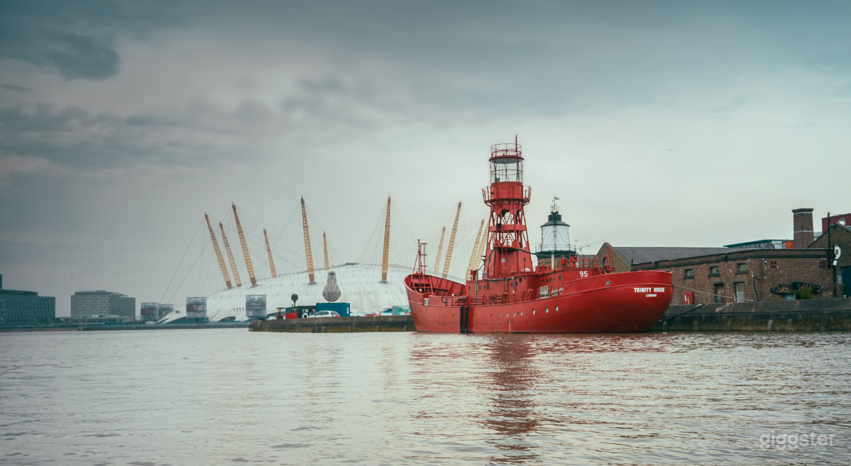 Lightship 95 moored opposite the O2