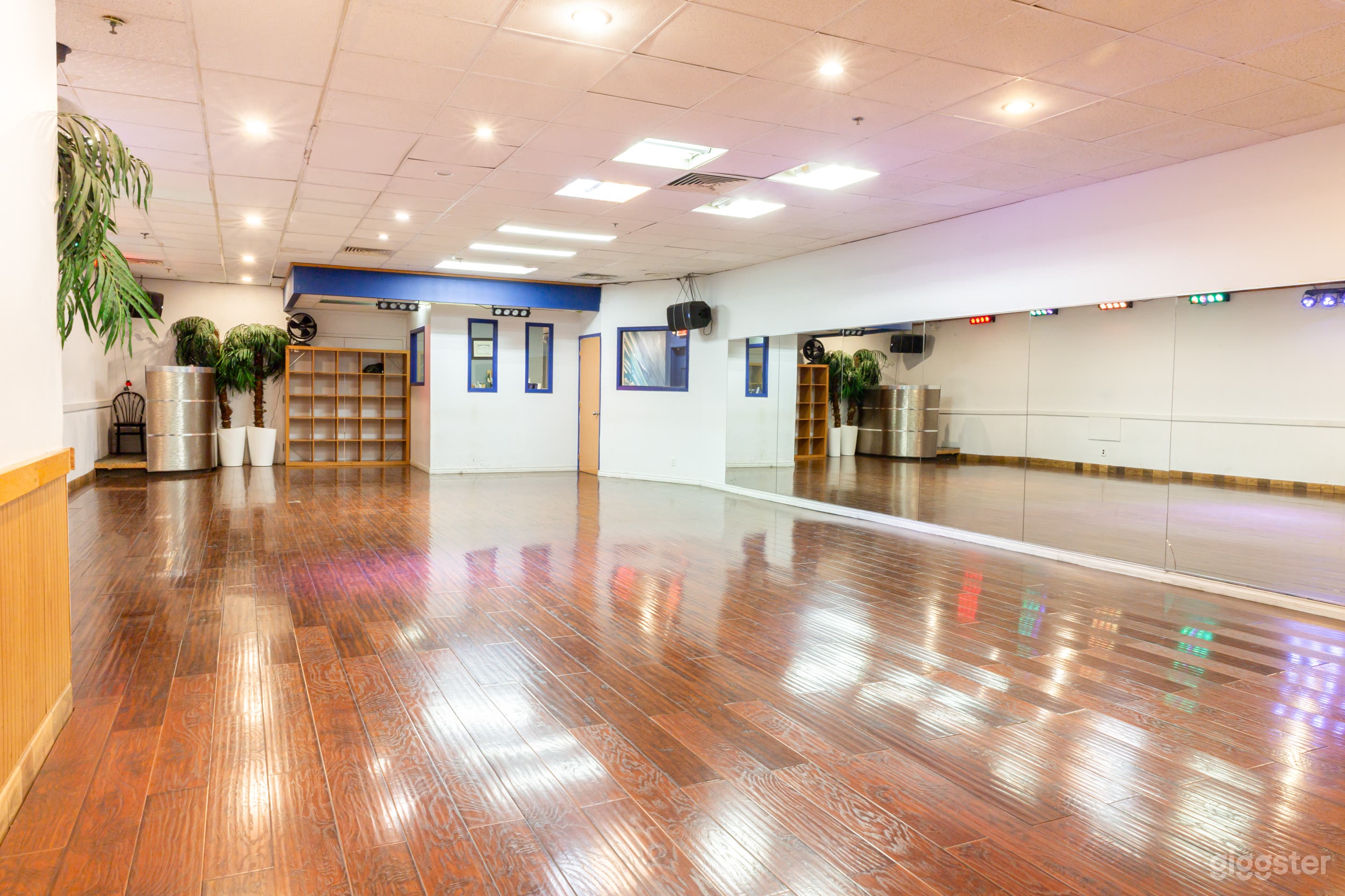 Stunning Dance Studios Equipped  (Buyout Rental) Photo 1