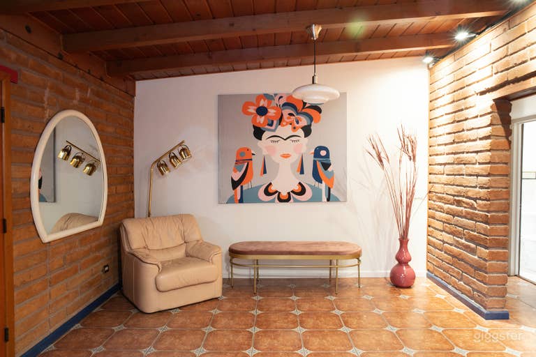  Custom Brick Adobe- Private Retreat w/Pool & HT 