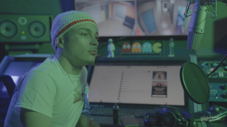  Create your own form of creative content  