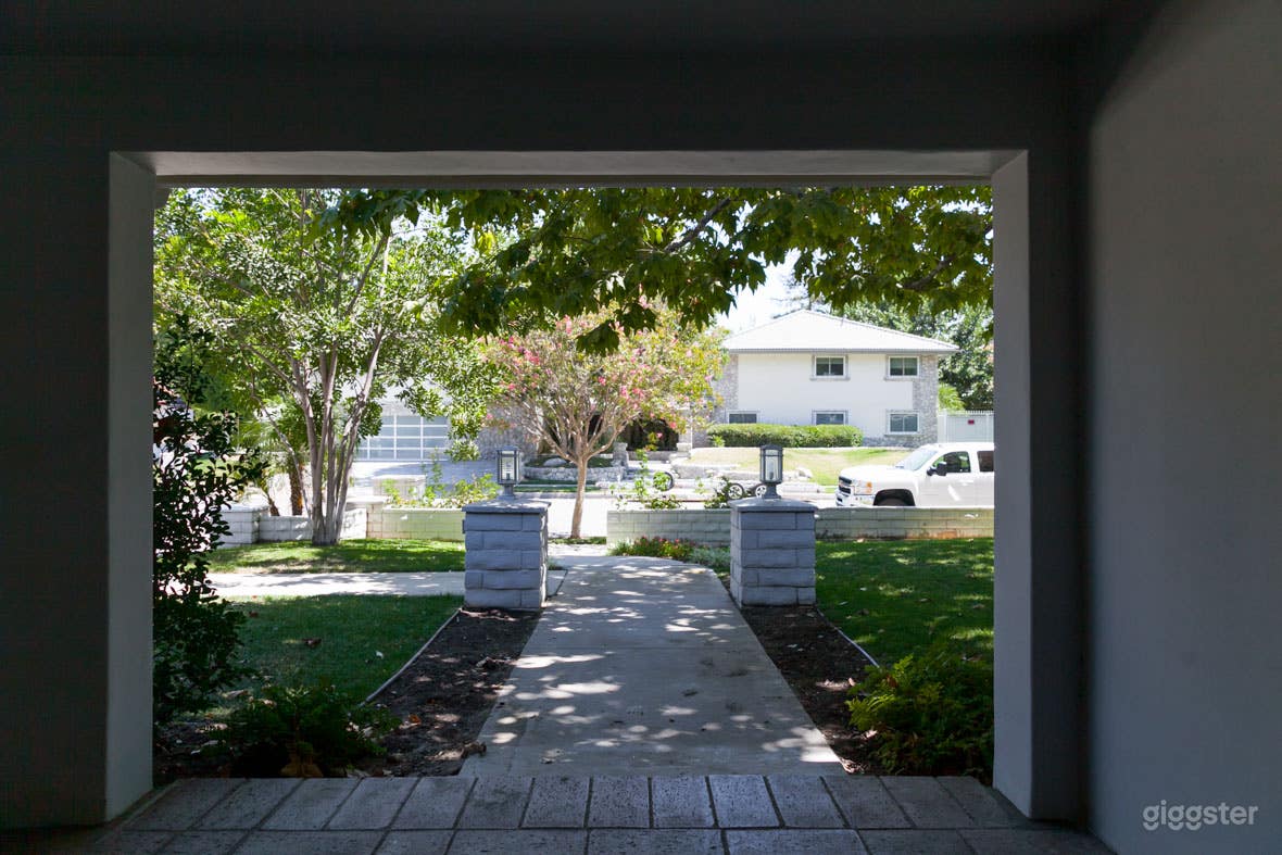 Remodeled Craftsman Home With Mountain Views Photo 3