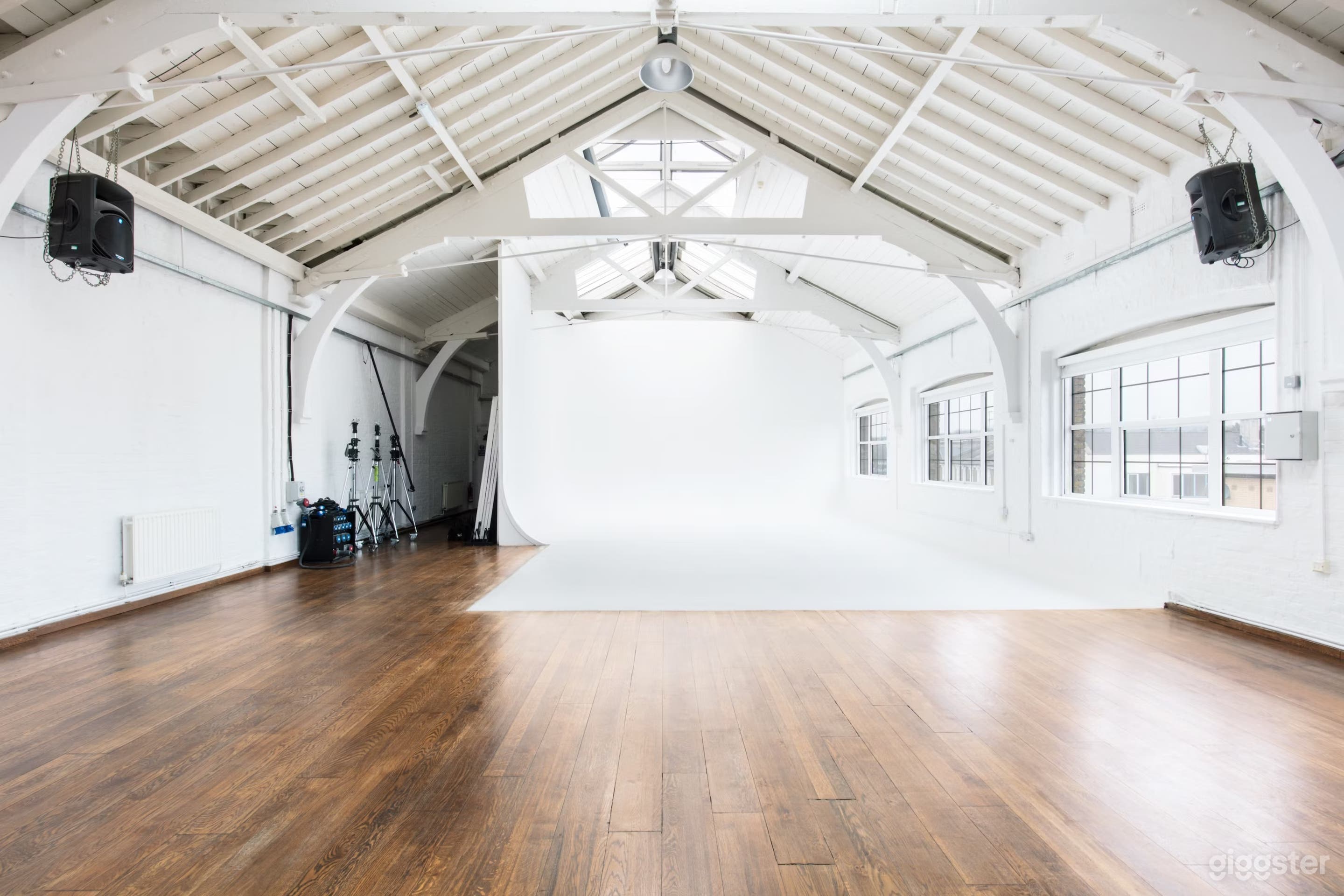 Versatile Daylight Studios &amp; Event Venue - Studio A Photo 1
