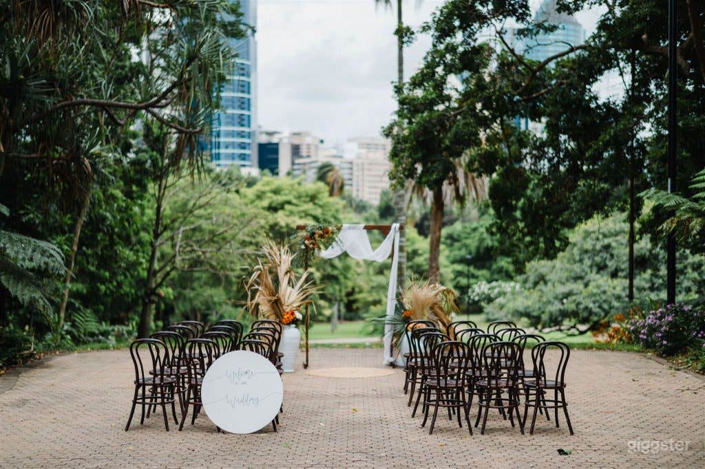 Wedding ceremony with a city backdrop