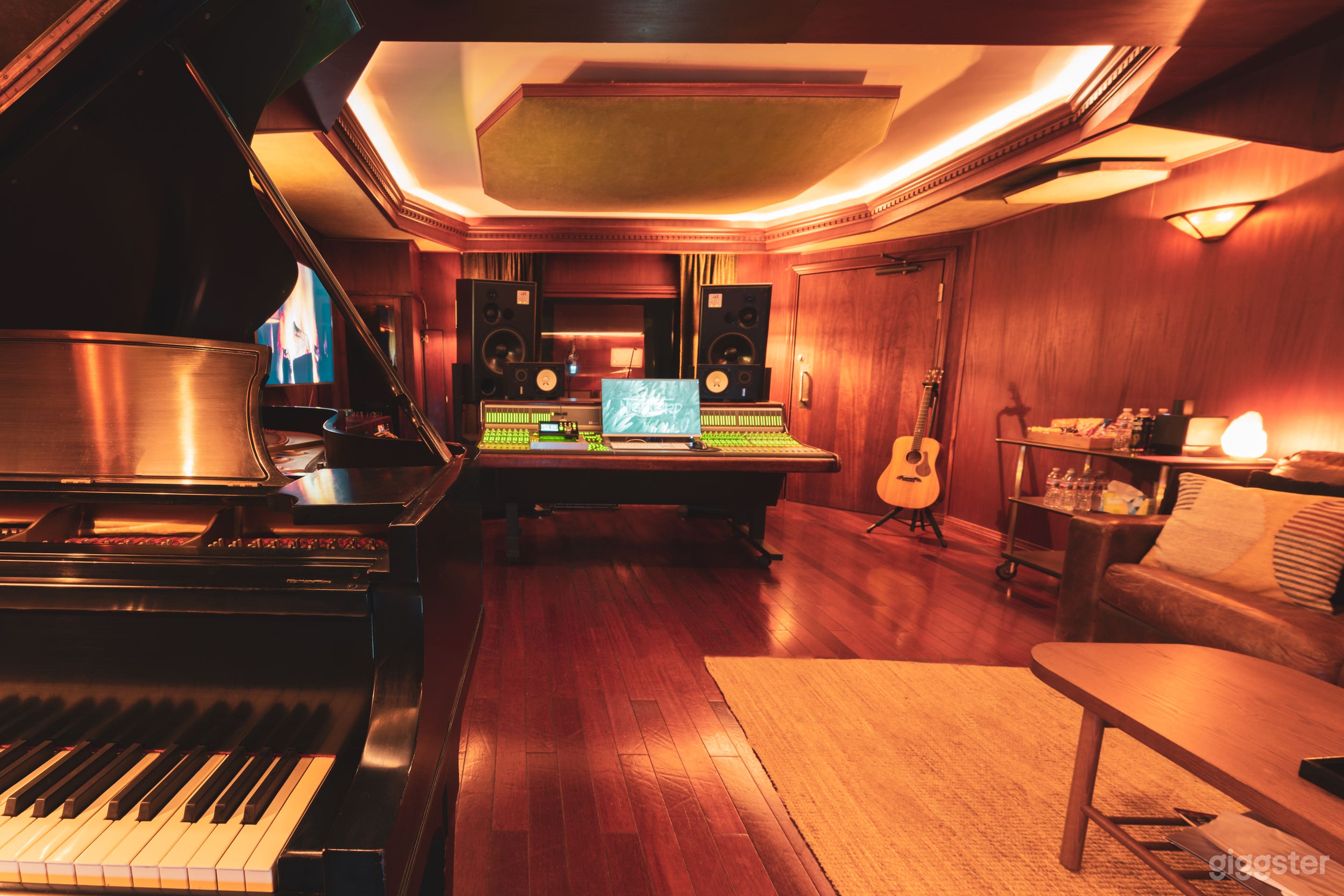 Studio B - Control Room