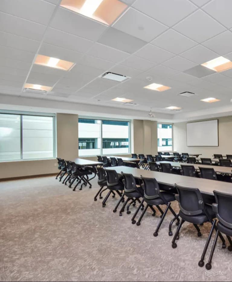  Sala formazione nel centro conferenze 