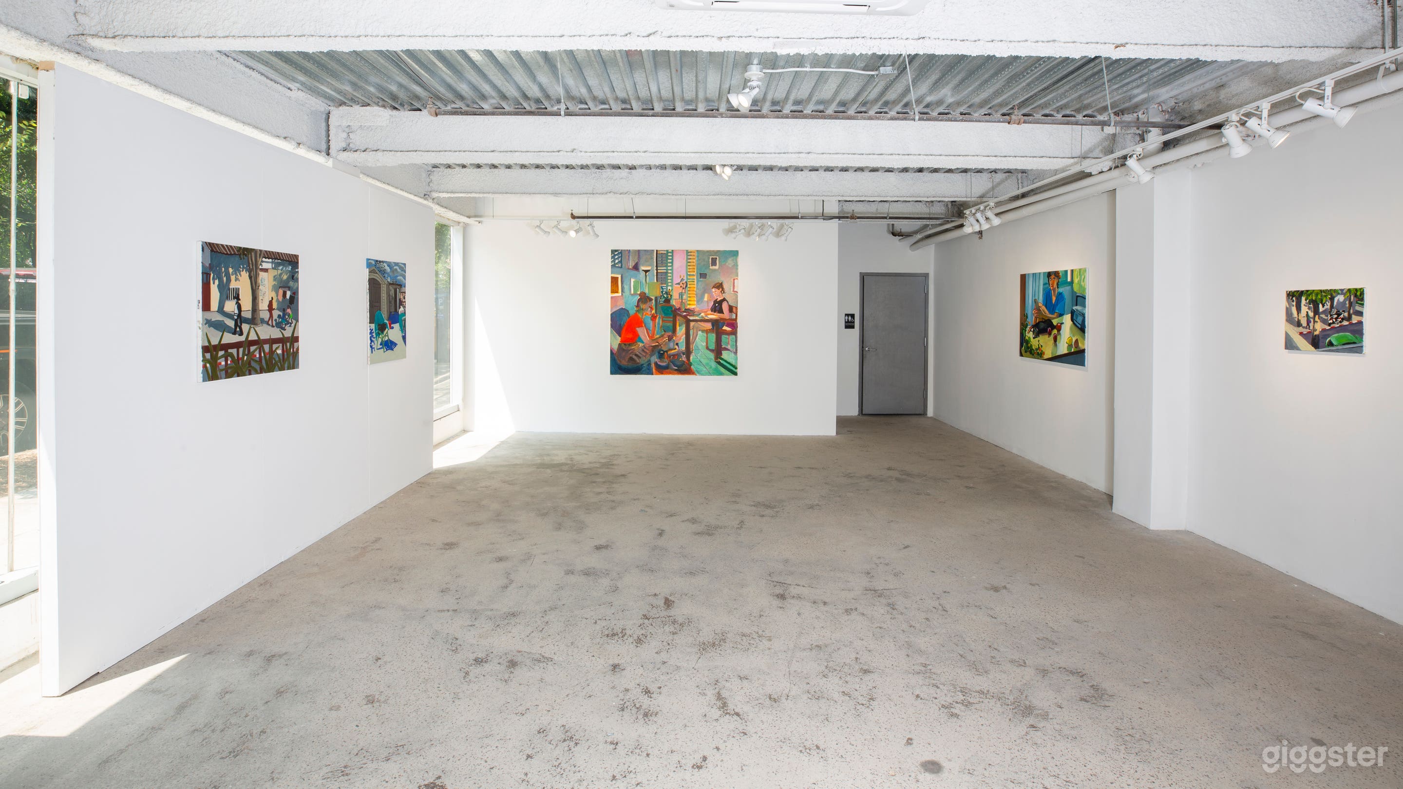 Spacious Accessible &amp; Street Level Art Gallery Photo 4