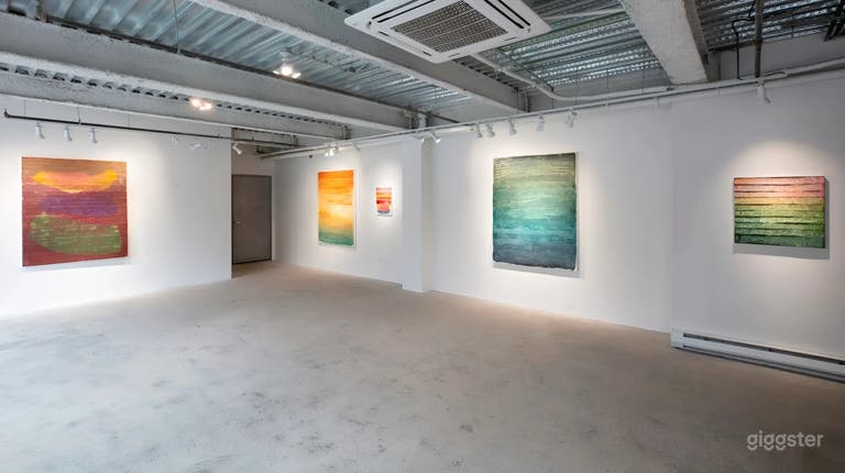  Spacious Accessible & Street Level Art Gallery 