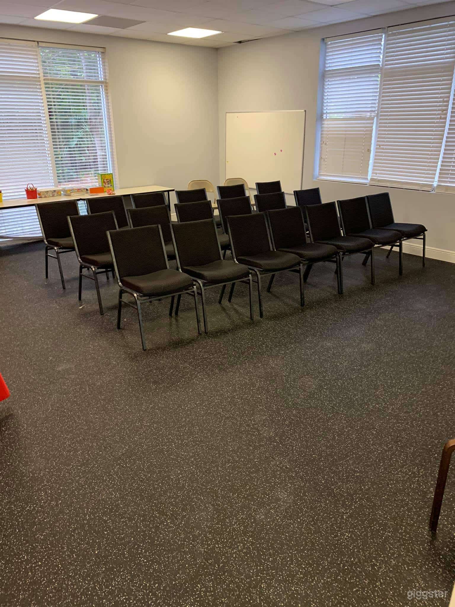 Exclusive &amp; Functional Breakout Room 1 Photo 2