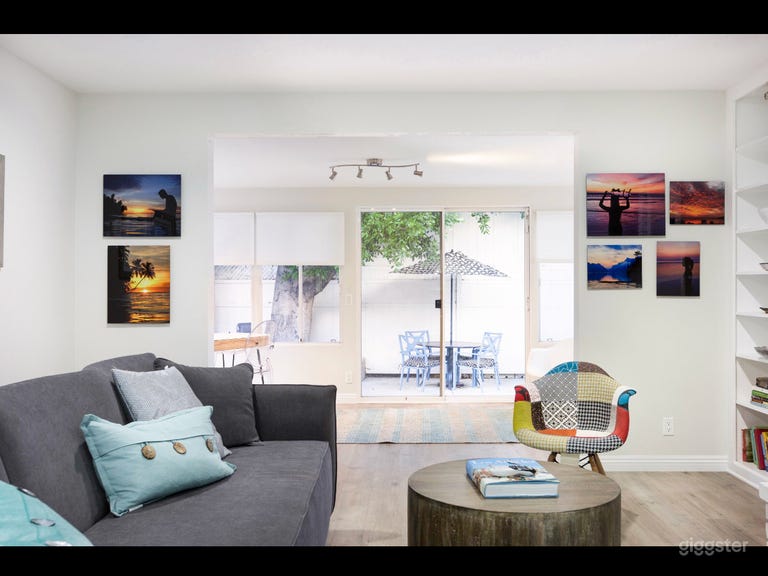  Modern North Hollywood Home 