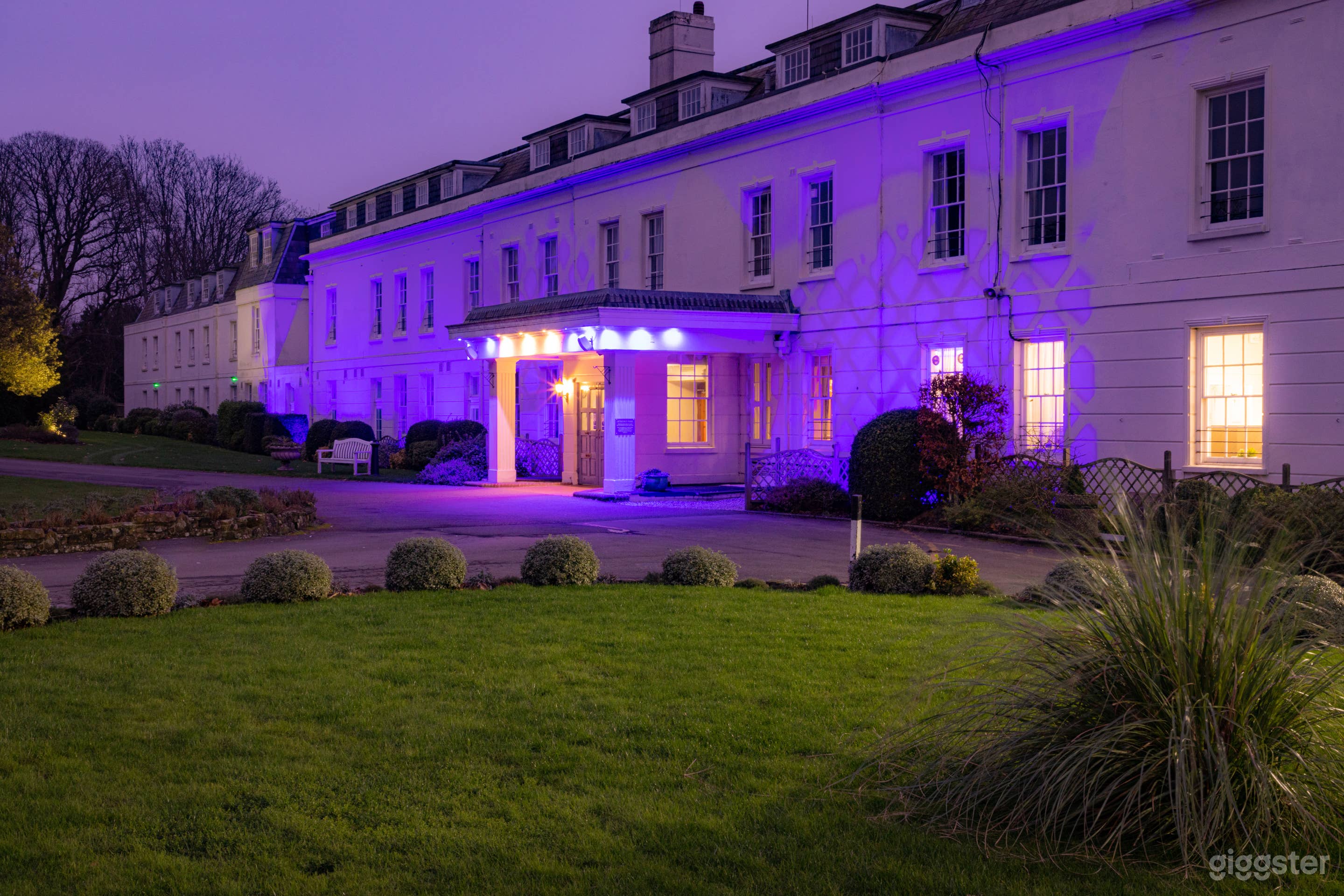 Exterior of Avisford Park Hotel