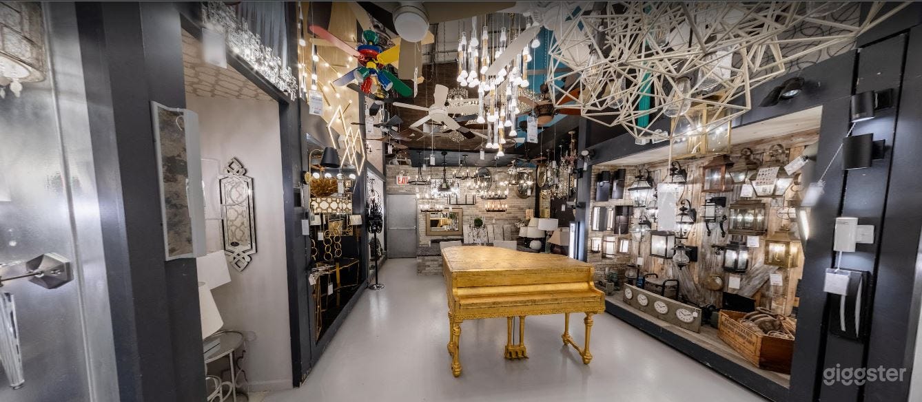 Elegant and Cozy Retail Store in Staten Island Photo 2