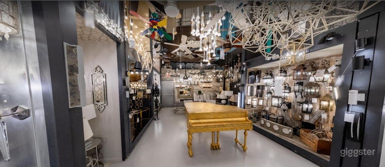  Elegant and Cozy Retail Store in Staten Island 