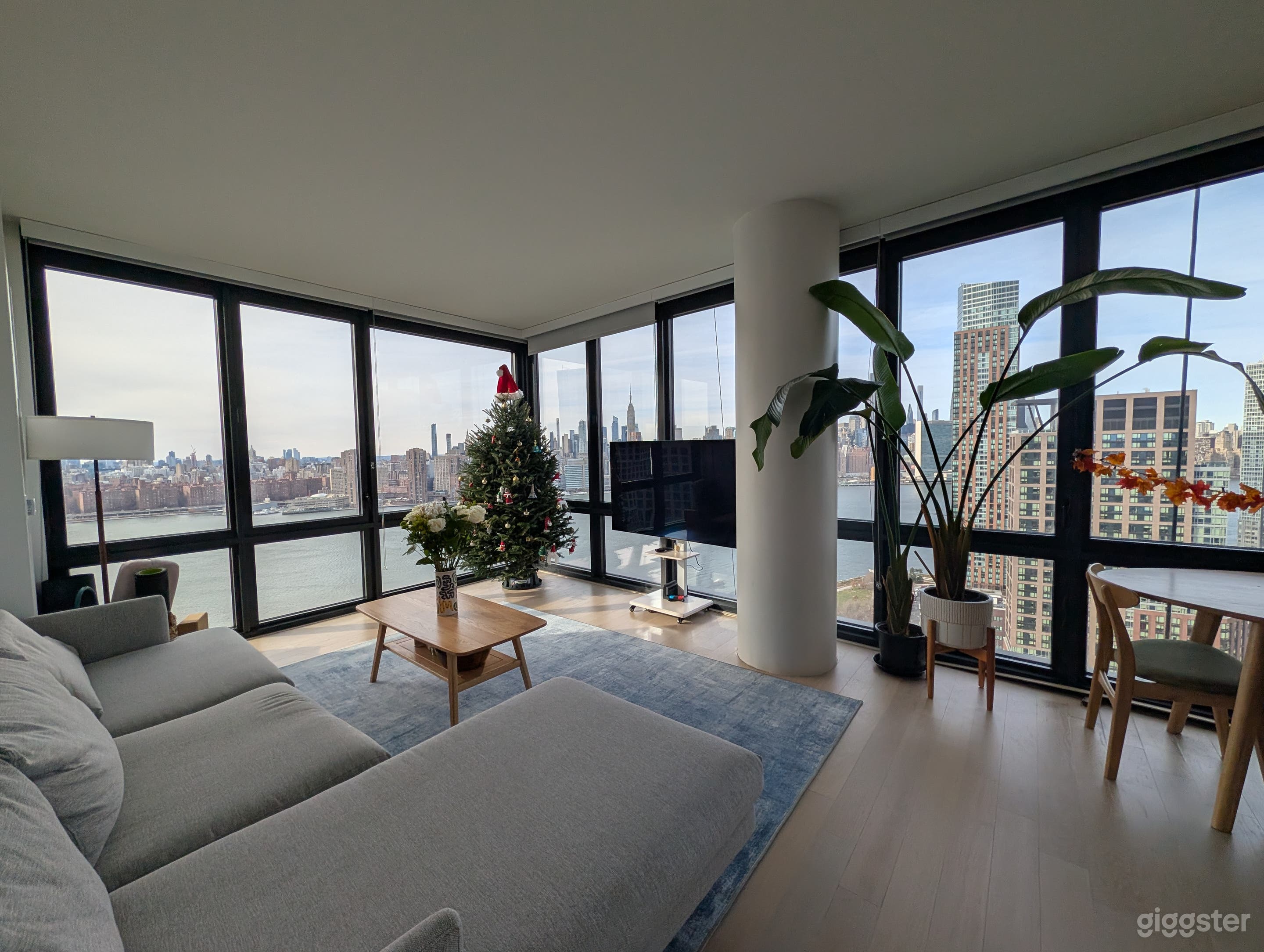 Cinematic Sunset Skyline w/ Floor-to-Ceiling Manhattan Views Photo 1