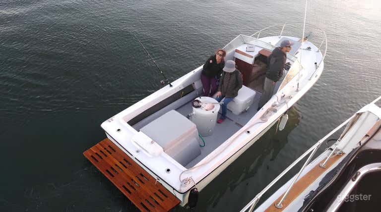  Sea Snipper 24" Skipjack FISHING CHARTER 