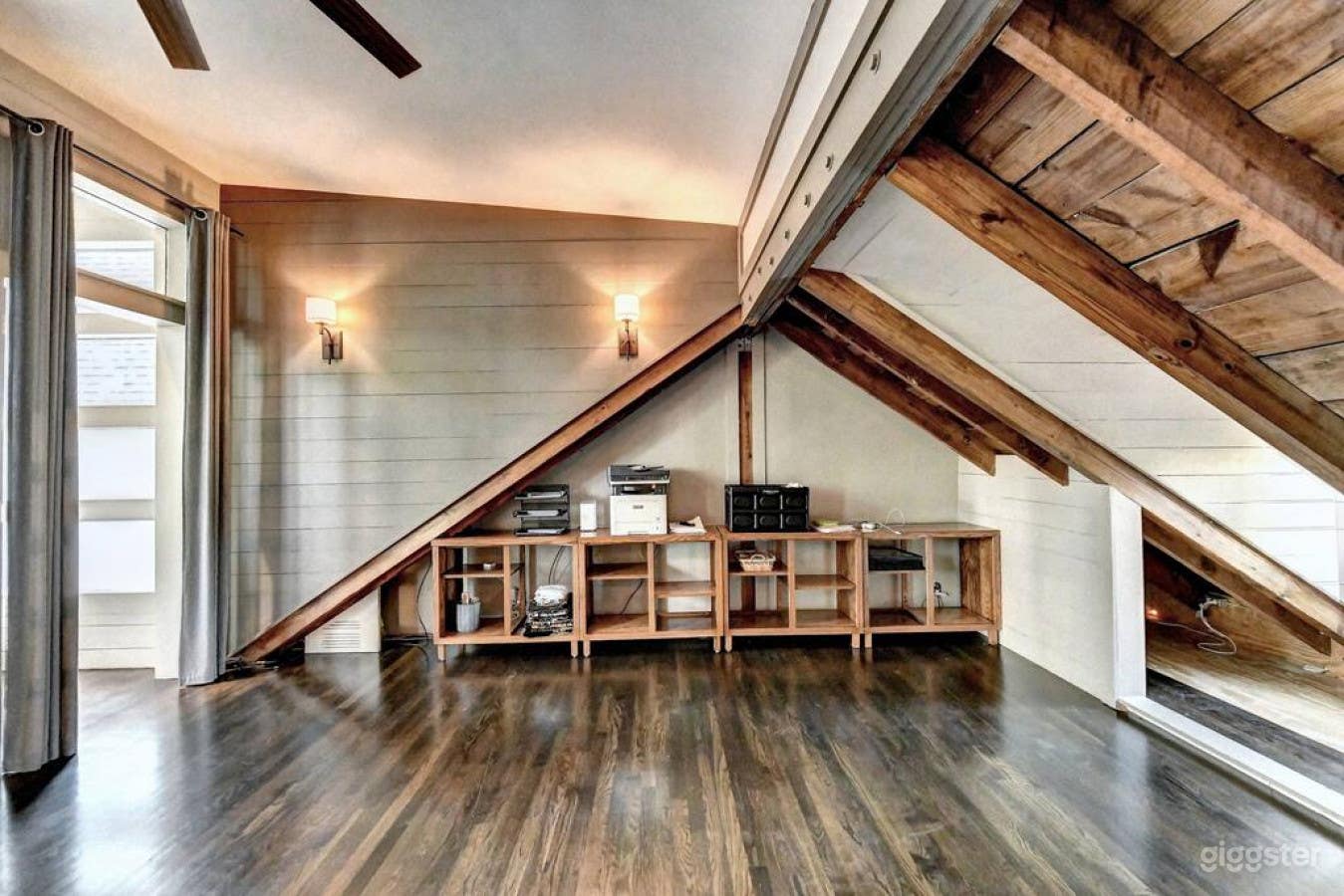 Farmhouse-Style Production Venue Photo 3