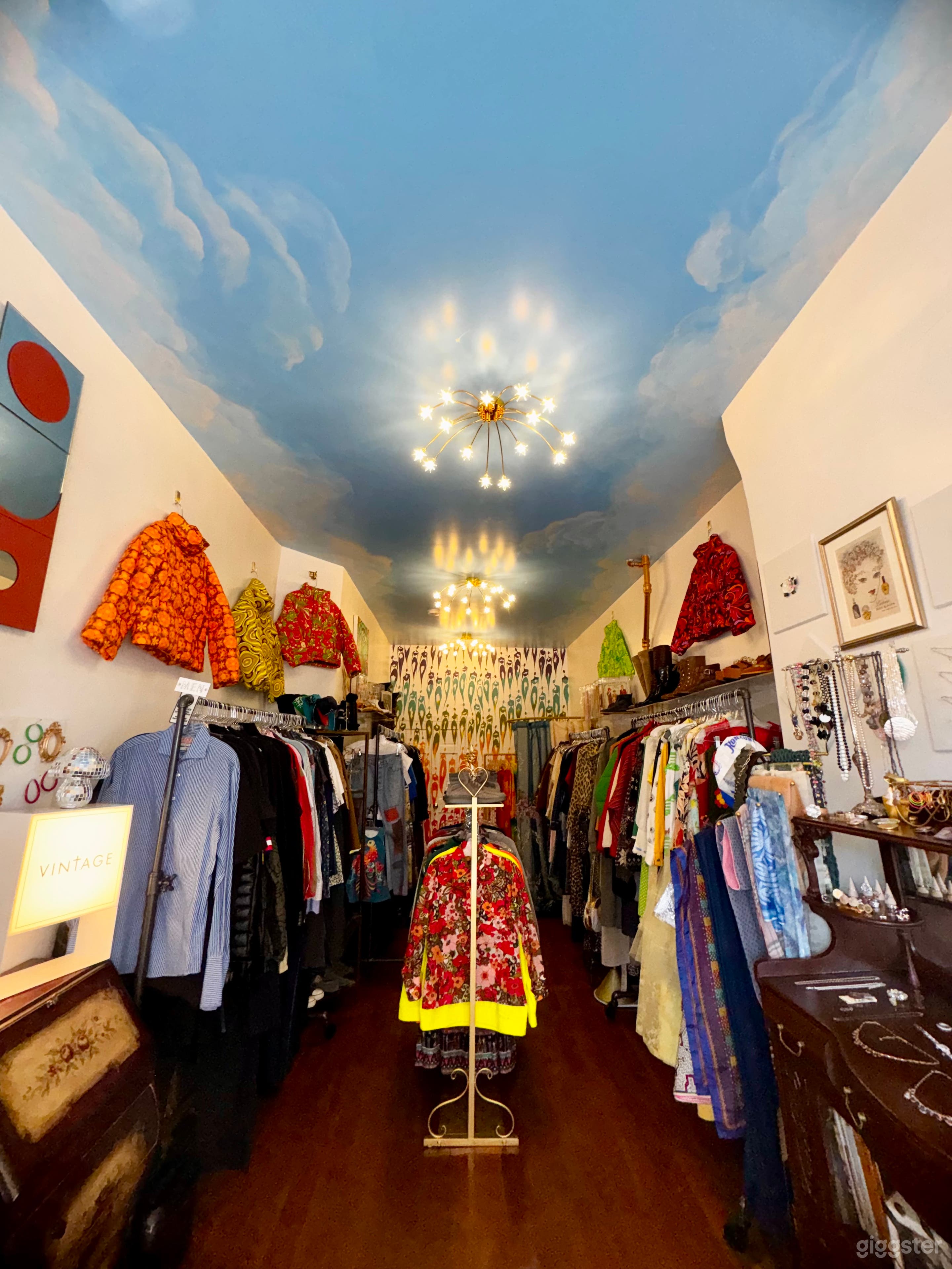 Exceptional Boutique Space Photo 1