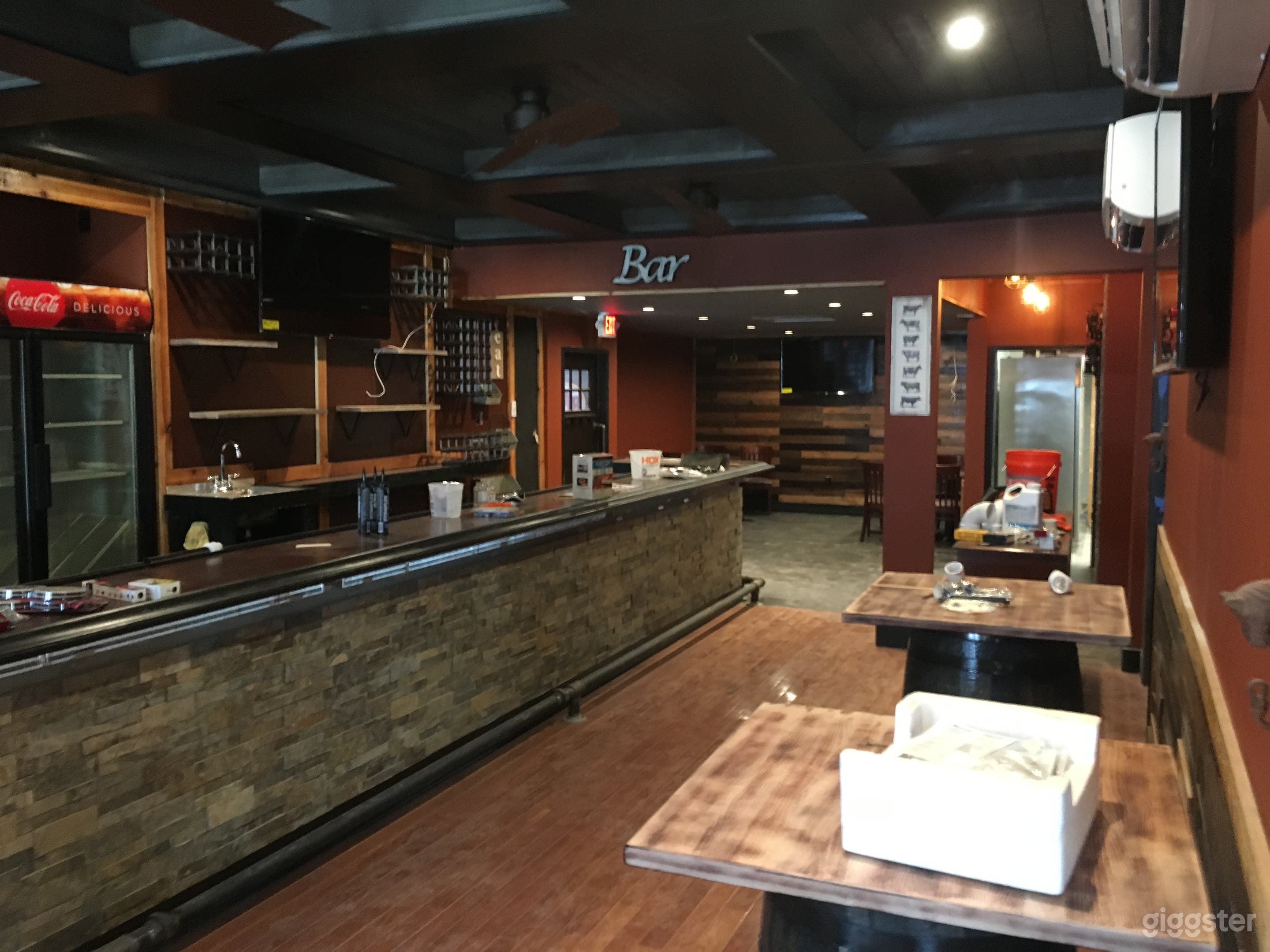 Rustic Space for Events or Productions Photo 2