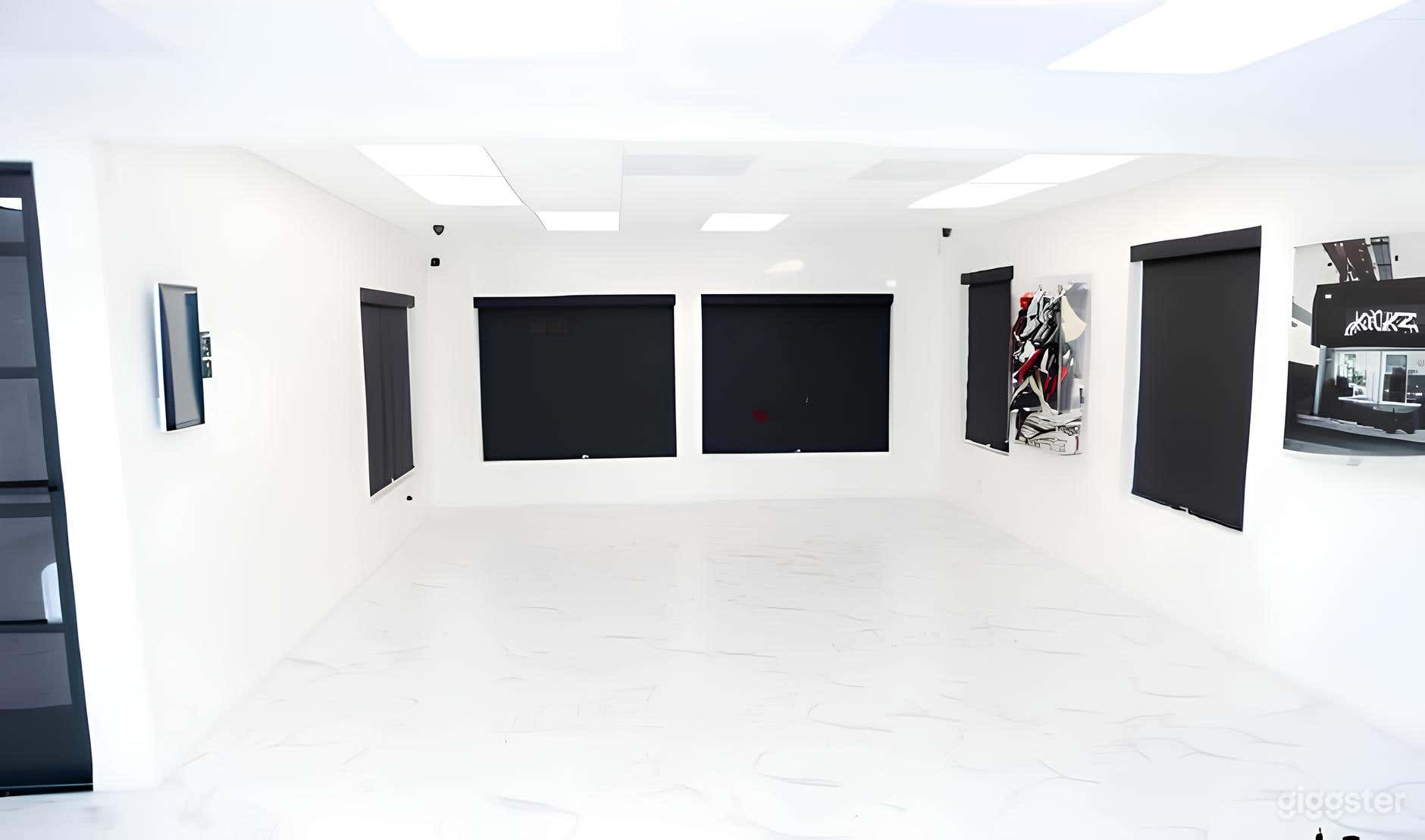 Stylish Indoor Event Space Photo 4