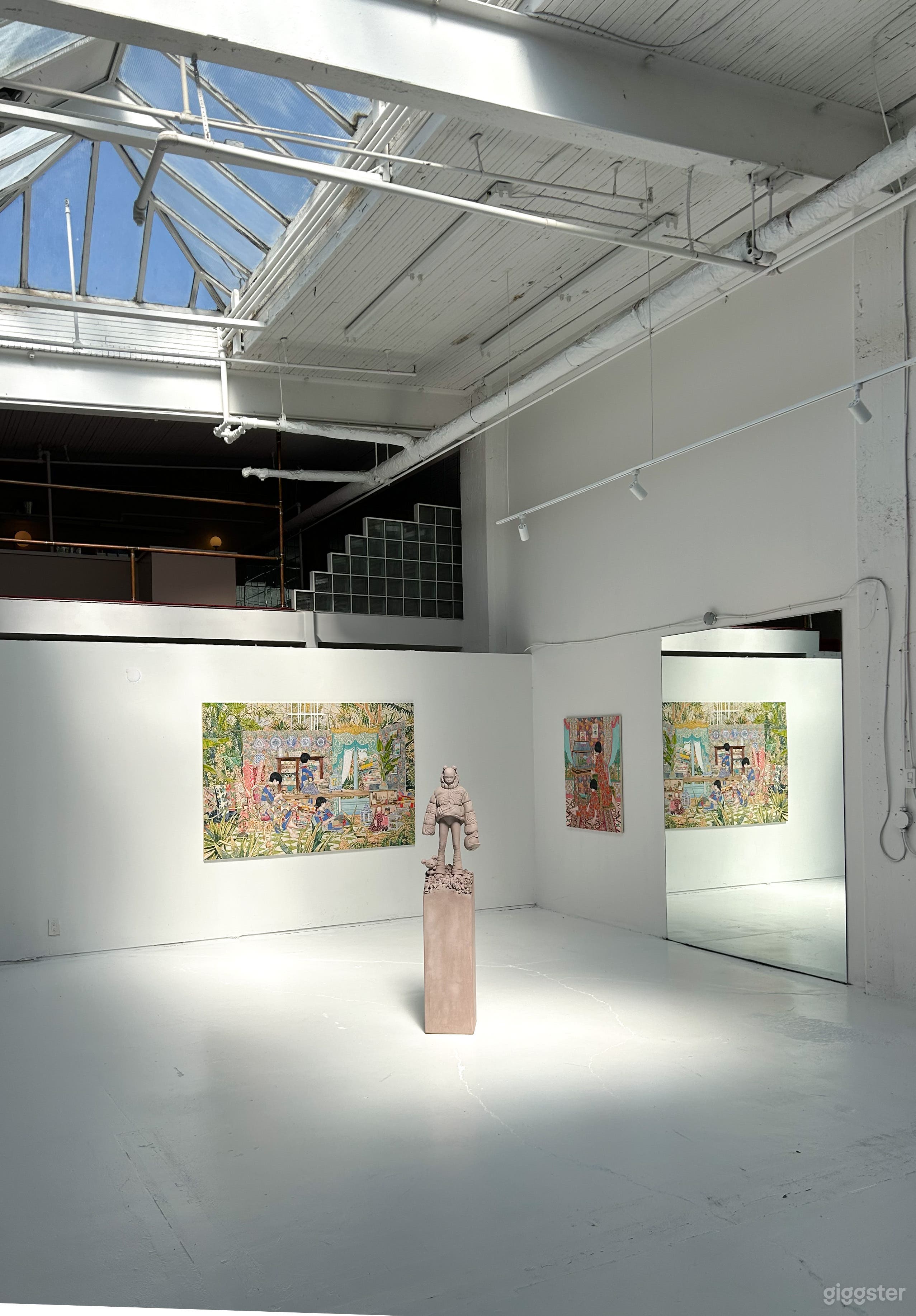 Contemporary Art Gallery Photo 2