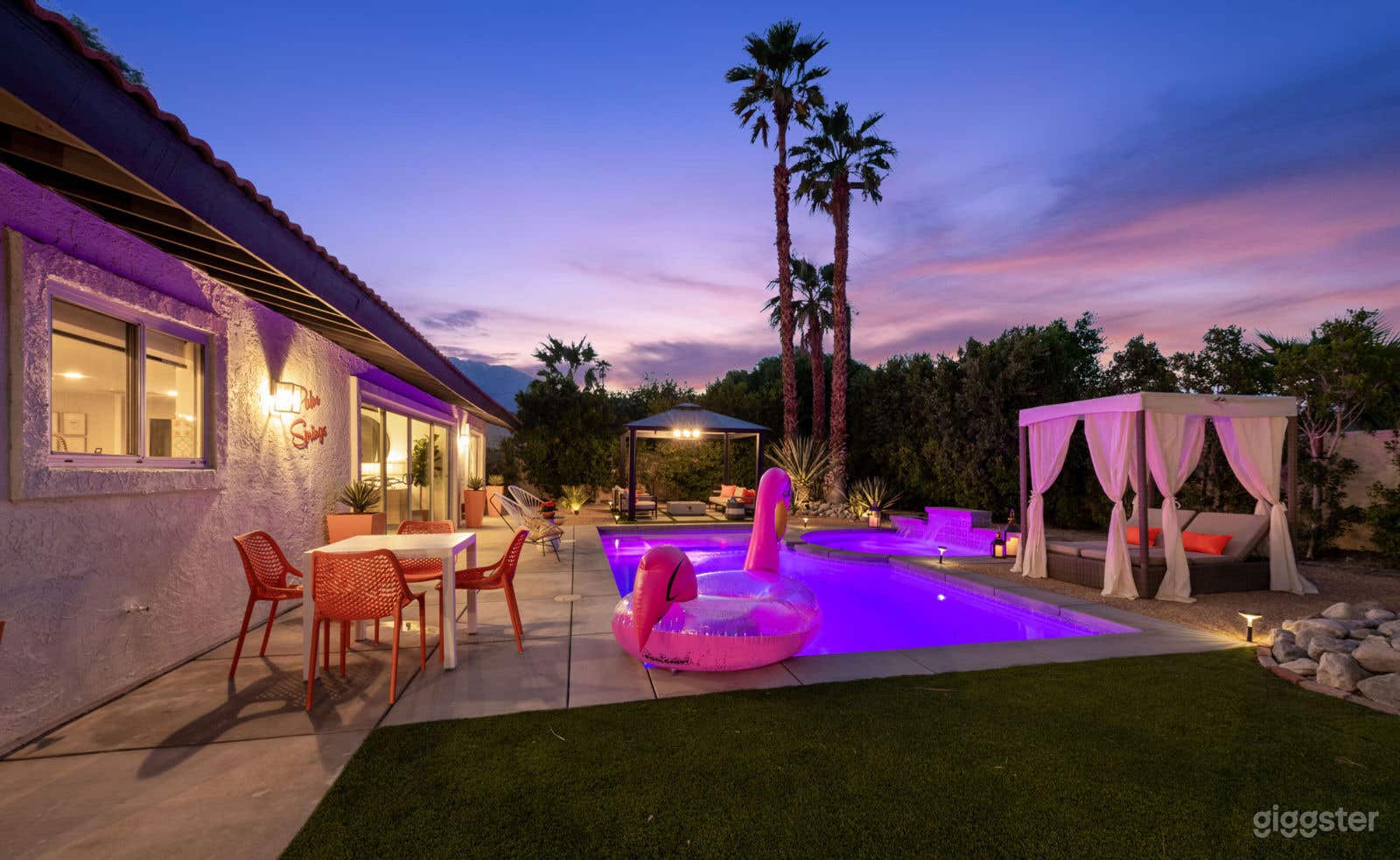 ★Luxurious Palm Springs Poolside Oasis★ Photo 3