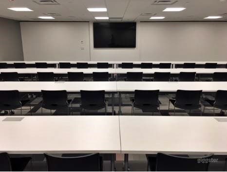 Spacious Training Room  Photo 2