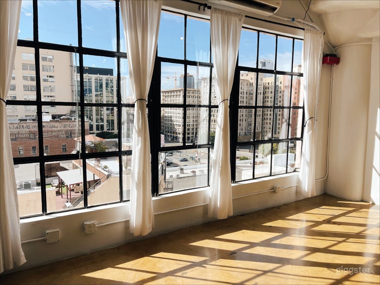  DLTA LOFT Photography Studio natural light 1200sqf 