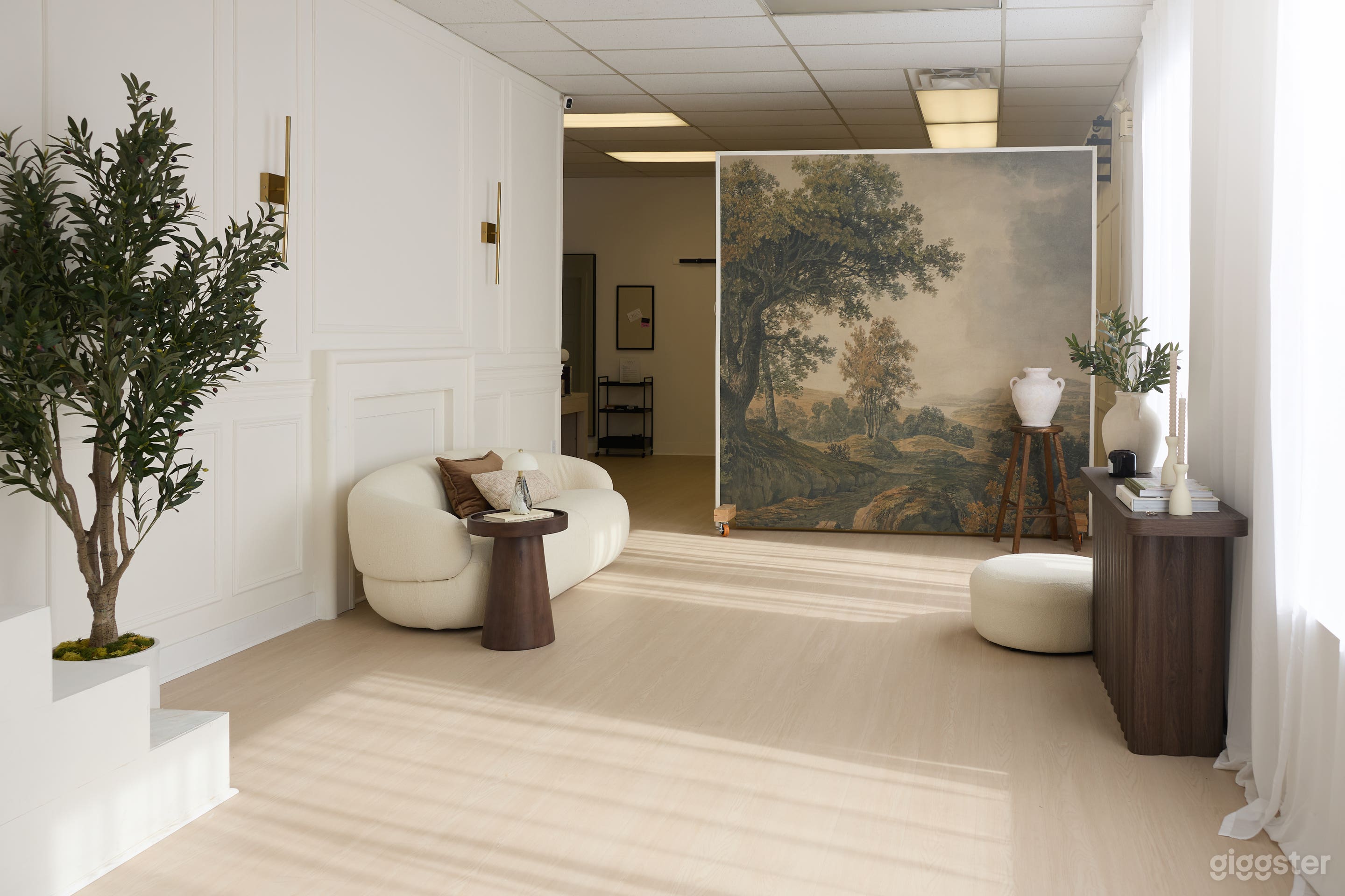 Natural Light Creative Rental Space Photo 1