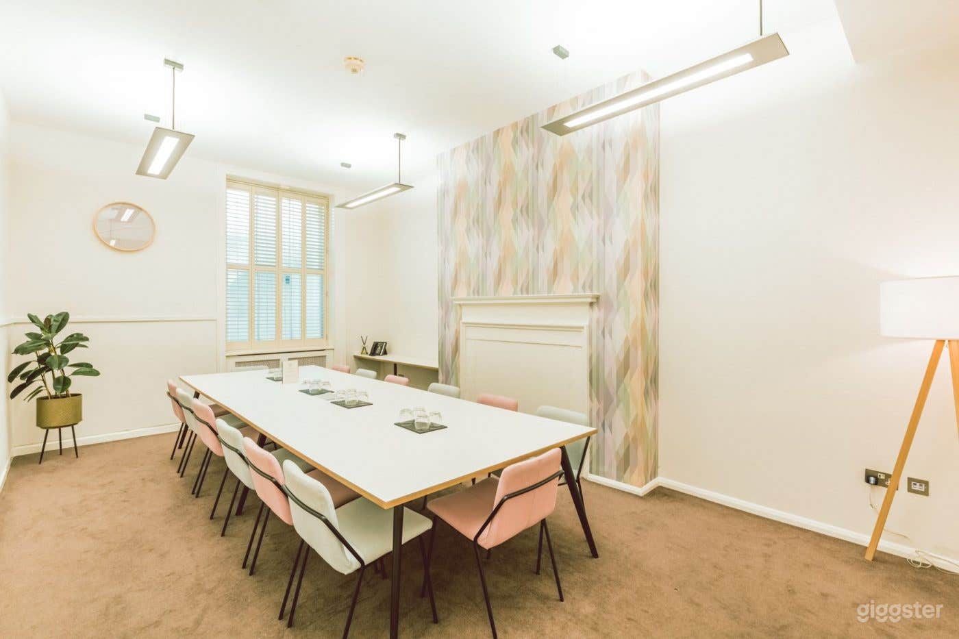 Curie Boardroom - 41 Portland Place Photo 4