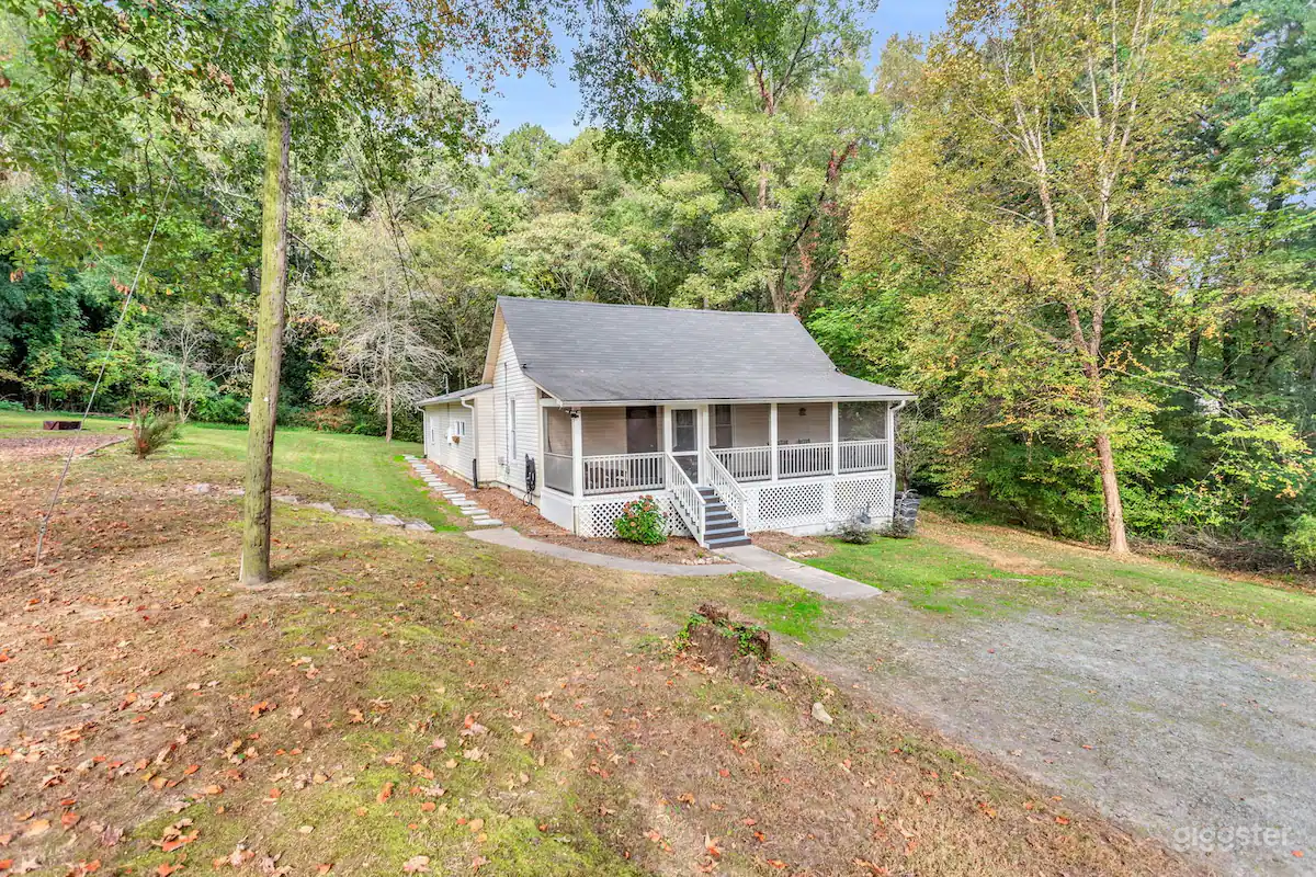 Pet Friendly Group Getaway with Grill and Deck Photo 1