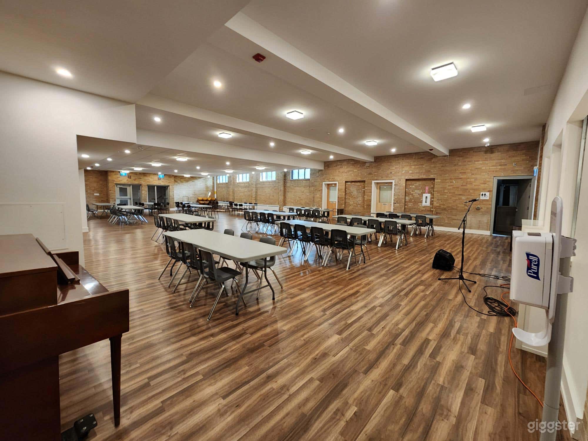 Bright, Spacious Multi-Purpose Space Photo 1