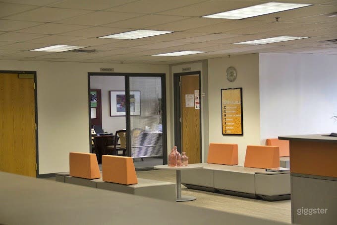 Creative Laptop- Ready Lab Photo 4