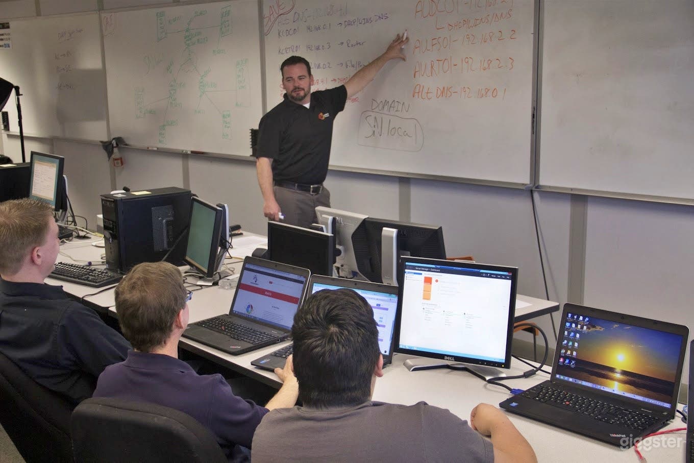 Creative Laptop- Ready Lab Photo 2