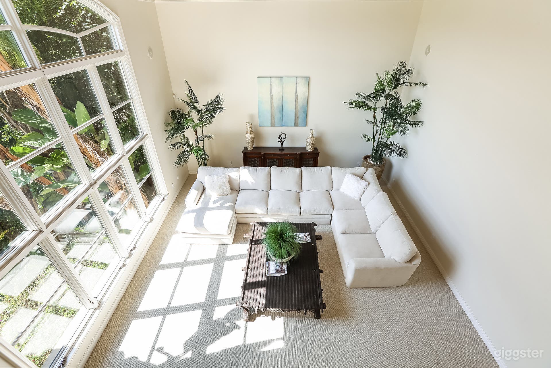BelAir Villa/Mansion/House in Los Angeles  Photo 4