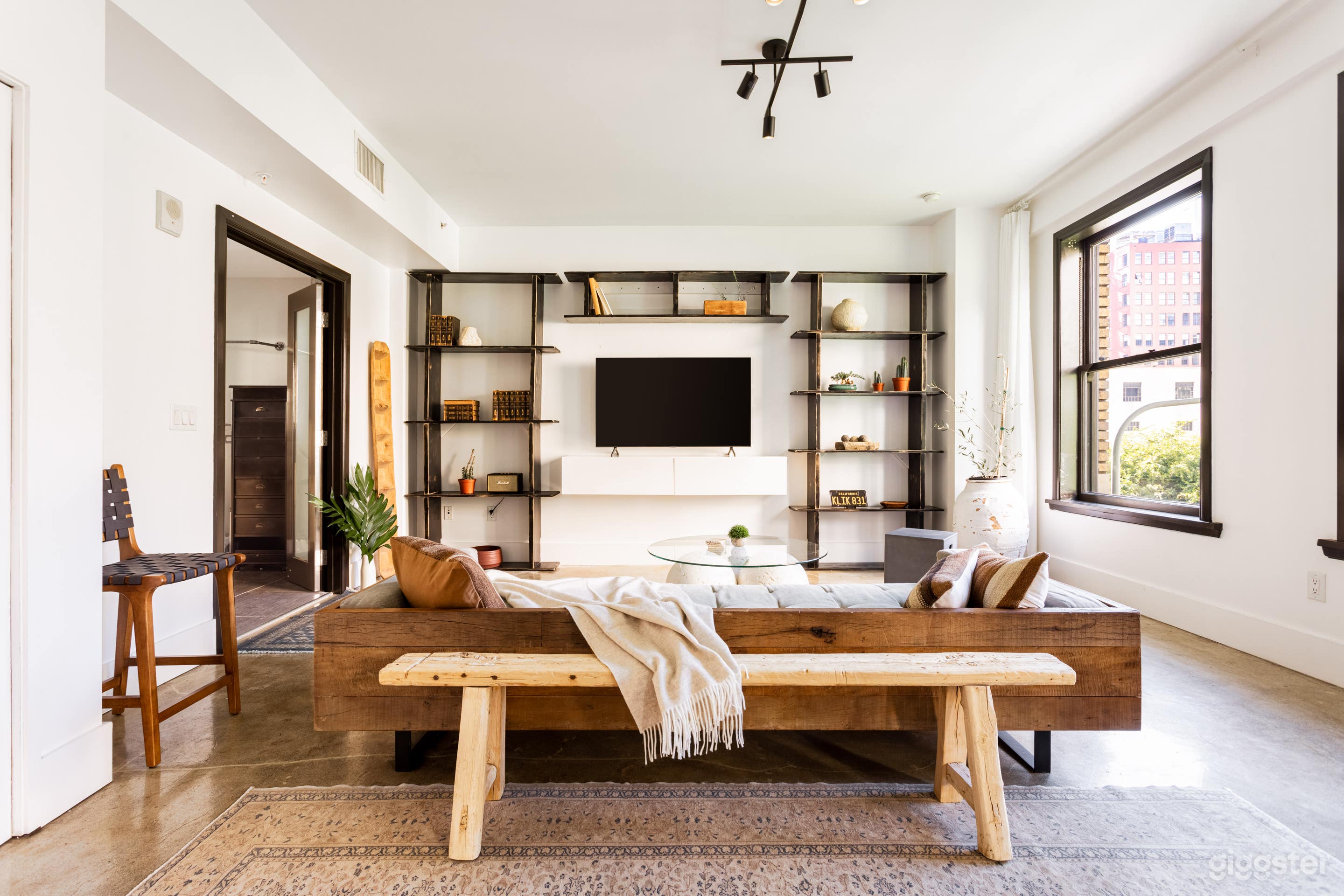 The Stone Home - Photography Space Loft Photo 2